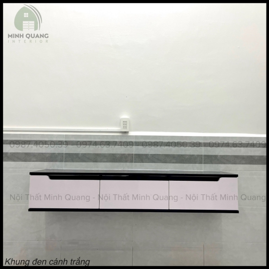 Kệ tivi nhựa Vincoplastic cao cấp, mang lại vẻ sang trọng cho không gian phòng khách KT0033