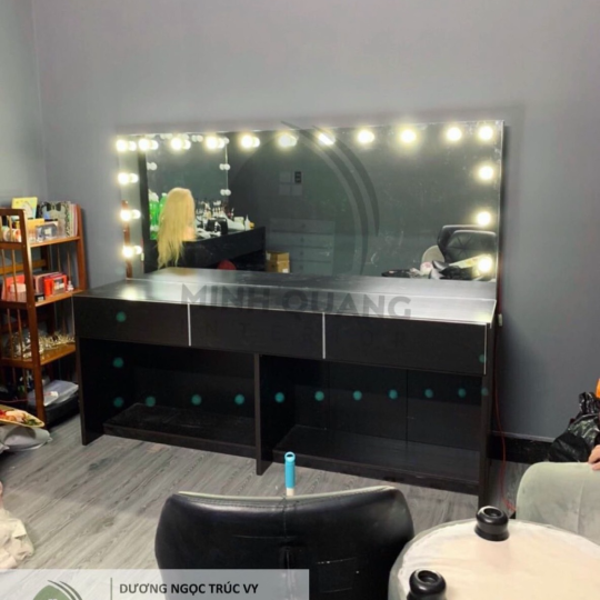 BÀN TRANG ĐIỂM – BP0022