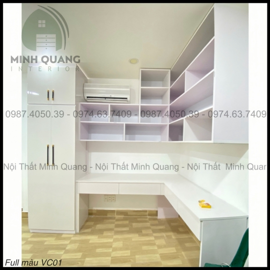 Tủ kệ thiết kế theo yêu cầu kết hợp bàn làm việc tiện lợi với tone màu trắng cực sang KT008
