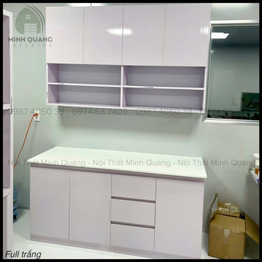 Tủ kệ làm theo yêu cầu của khách hàng từ chất liệu nhựa Vincoplastic vừa bền bỉ vừa đẹp mắt KT0034